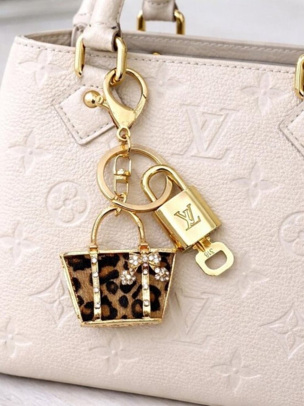 Louis Vuitton Gold Lock 🔒 Authentic LV Key + Unbranded Leopard Bag Charm